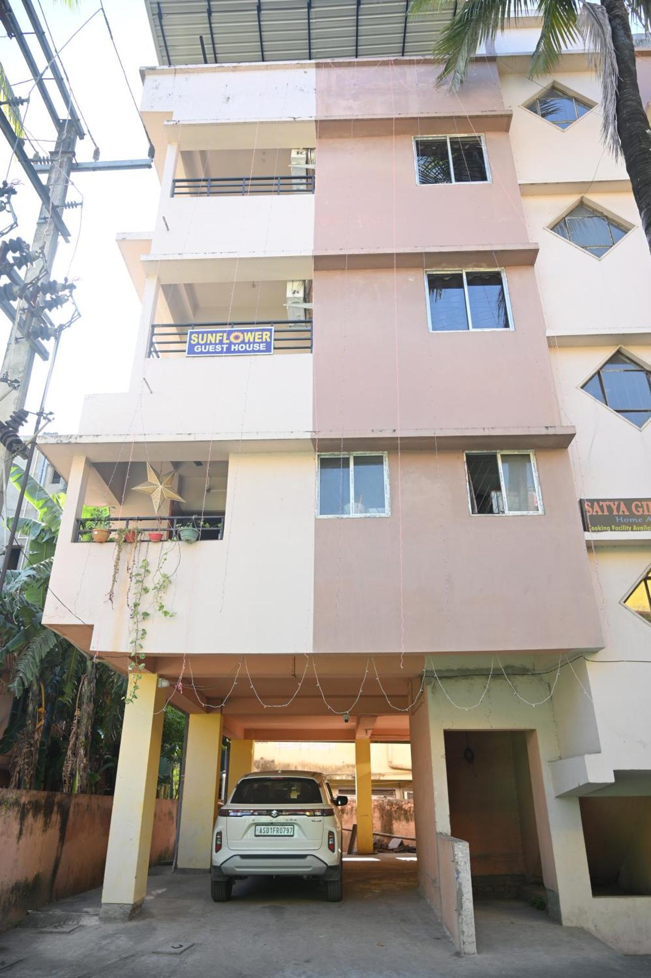 Sunflower Guest House Guwahati Exterior foto